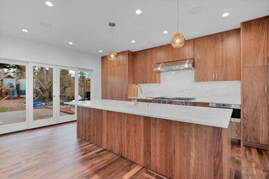 Kitchen - 1960s kitchen idea in Seattle