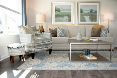 Example of a living room design in Other