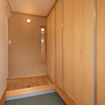 玄関─昭和の家を大改修