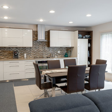 Beige high-gloss kitchen in Toronto