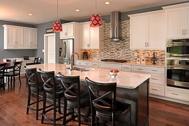 Kitchen - transitional kitchen idea in Baltimore