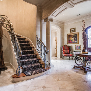6929 Hill Forest $2,295,000, 7000+ Sq ft 3 | 5.5 | 3 car | Pool | Yard | Dog run