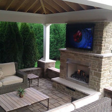 Outdoor fire pit