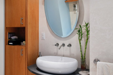 Bathroom - contemporary bathroom idea in Austin