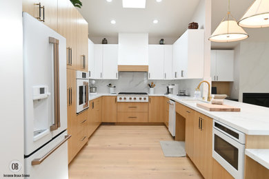 Inspiration for a modern kitchen remodel in Los Angeles