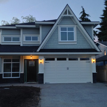 Hardie Plank, Charcoal Ledgestone Accensts with Shaker Gables