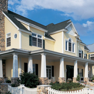 Craftsman built with vinyl siding