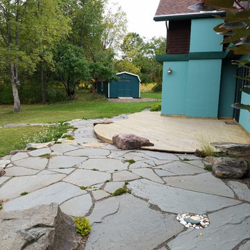 Contemporary by the Lake with a Japanese Feel