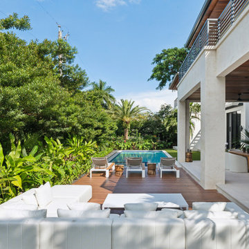Contemporary Home - 11