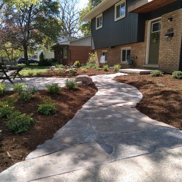 Ann Arbor Flagstone Patio and Garden