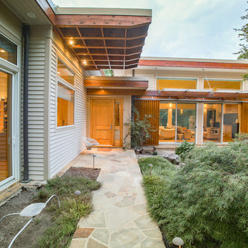 Stillhouse Bluff Residence