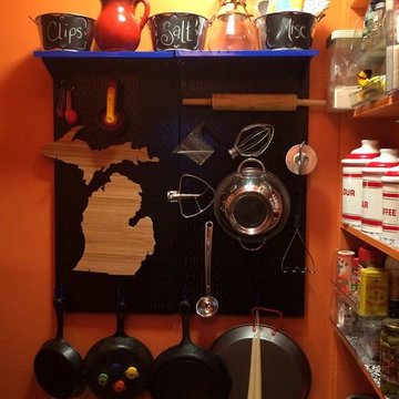 Free up valuable drawer and cabinet space in your kitchen