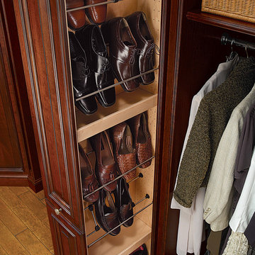 Tall Pull-Out Shoe Tower