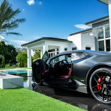 Lamborghini Pool