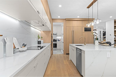 Kitchen photo in San Francisco