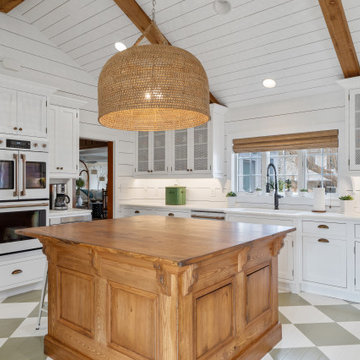 Stunning Kitchen Transformation with Vintage Style