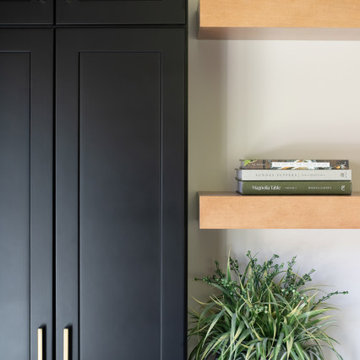 A Space That Works: Designing a Warm, Functional Kitchen for Everyday Life