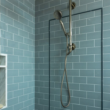 Fish Bathroom