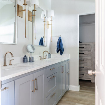 Scenic Retreat Primary Bathroom