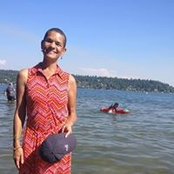 Sheila Capestany's photo