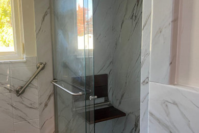 Example of a trendy bathroom design in Detroit