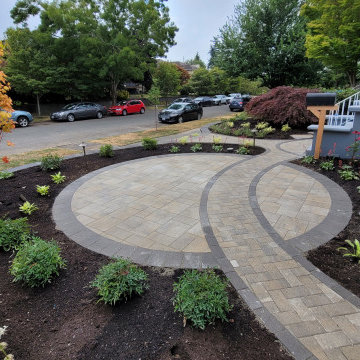West Seattle Front Yard Patio
