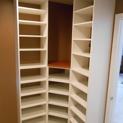 Arctic White Walk-in; Arlington, VA - Shelving