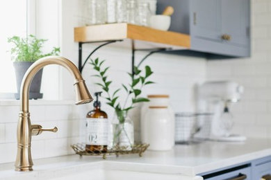 Inspiration for a country kitchen remodel in Dallas