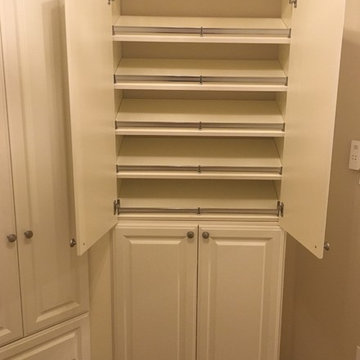 Master Closet in Broomfield