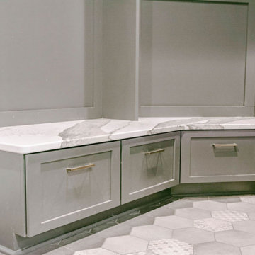 Armbrust Oaks Mudroom