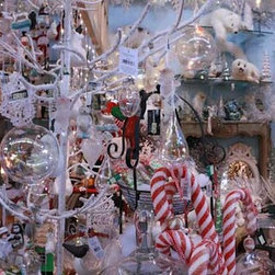 Merrifield's Christmas Shop - Christmas Decorations