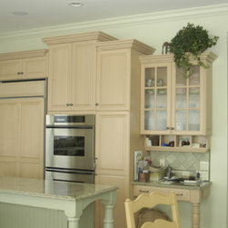 sheila - Kitchen Cabinetry