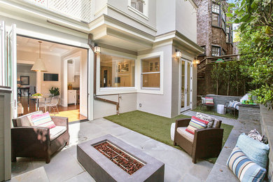 Patio photo in San Francisco