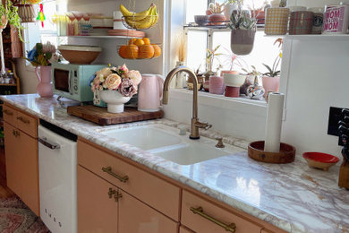 Example of an eclectic kitchen design in New York