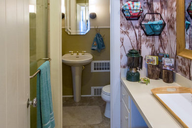 Bathroom - traditional bathroom idea in Indianapolis