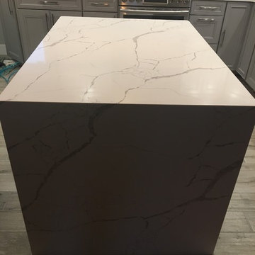 Tonawanda- Gray Marble Kitchen