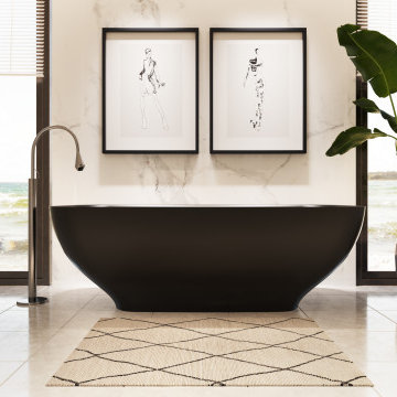 Bianca Freestanding Bathtub in Private Residence