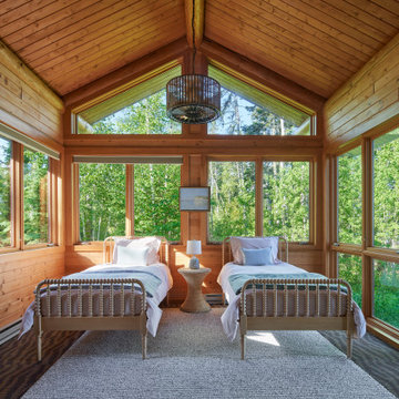 Lake Superior Shorehouse