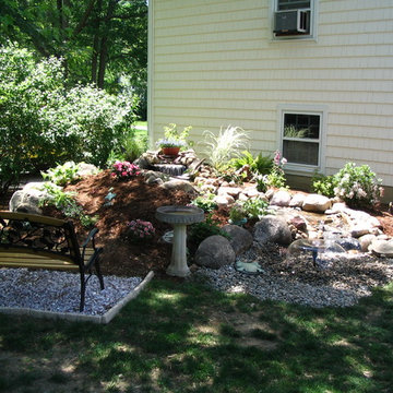 Paulson Water Feature - Trumbull