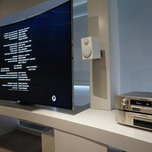 Inspiration for a country home theater remodel in Rennes