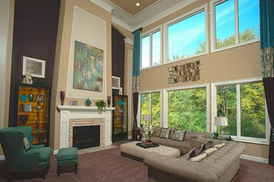 Inspiration for a timeless living room remodel in Detroit