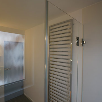 Aus einem Badezimmer wird ein Duschbad der extra Klasse