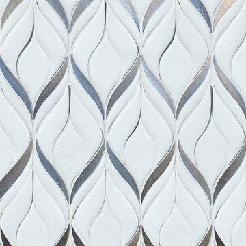Plumage mosaic in Alabaster sheer, Bronze alloy.