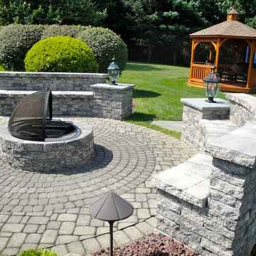 Firepits & Fireplaces