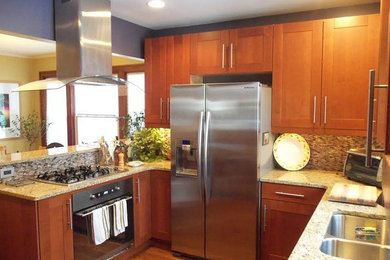 Inspiration for a modern kitchen remodel in Detroit