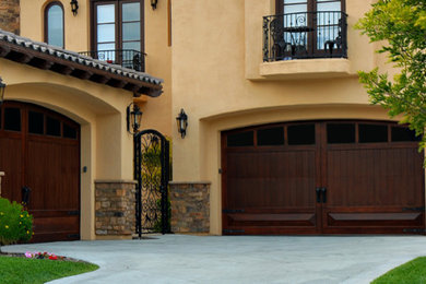 Garage - traditional garage idea in San Diego