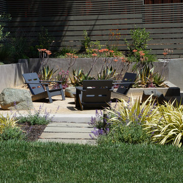 Relaxed Seating