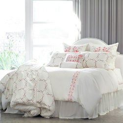 Strength & Beauty - Bedding