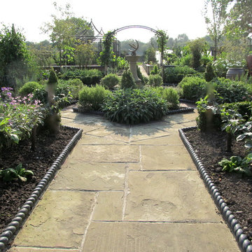Traditional Kitchen Garden