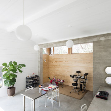Family Studio
